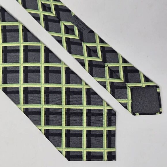 HERMES PARIS SILK TIE GRAY BLACK GREEN WINDOWPANE PLAID SHADOW 3D 3" X 60" - Picture 1 of 2